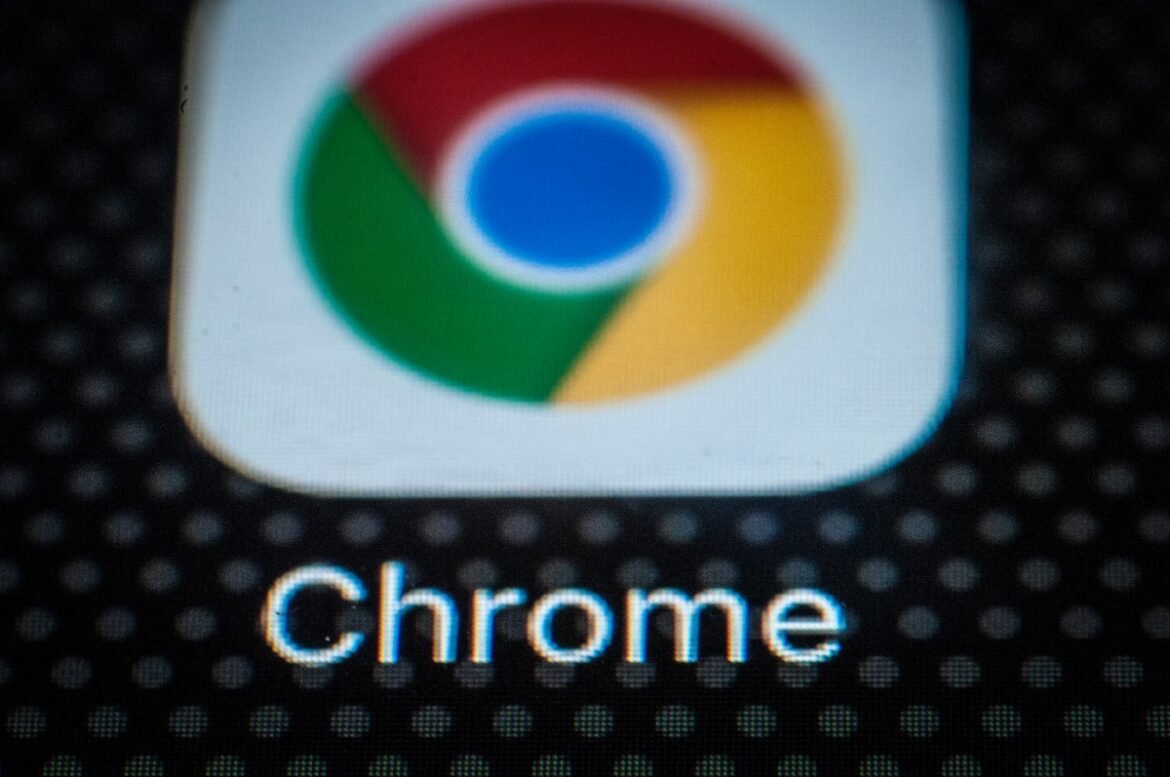 Chrome for Android now lets you move the address bar to the bottom, too